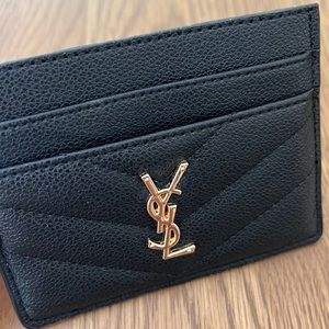 Faux card holder/wallet. Good dupe